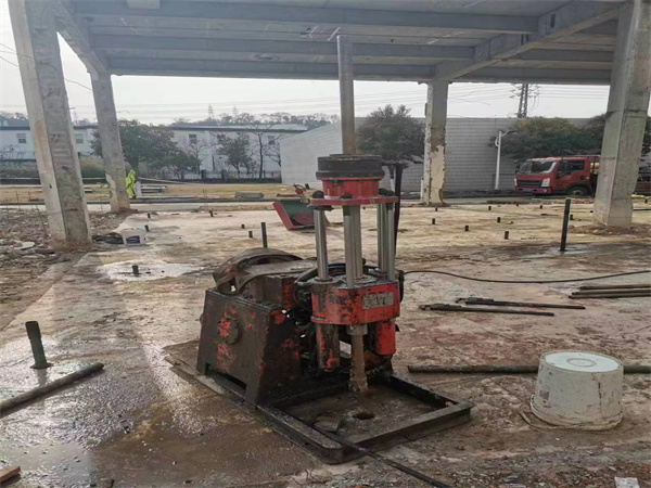 都兰袖阀管小导管注浆加固施工工艺